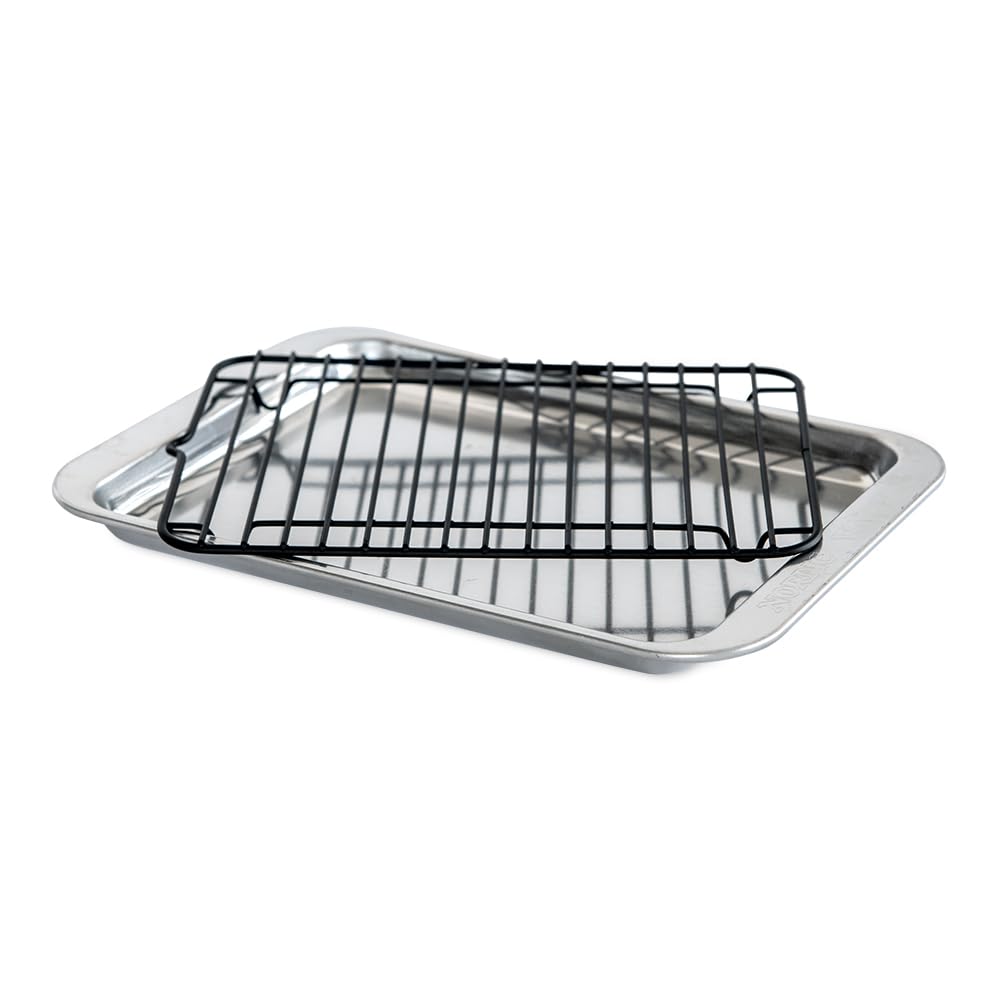 Nordic Ware Naturals Compact 5-Inch Pie Pan - Natural Uncoated Aluminum,Toaster Oven, Counter Ovens, Air Fryer and Broiler Safe, Personal Size