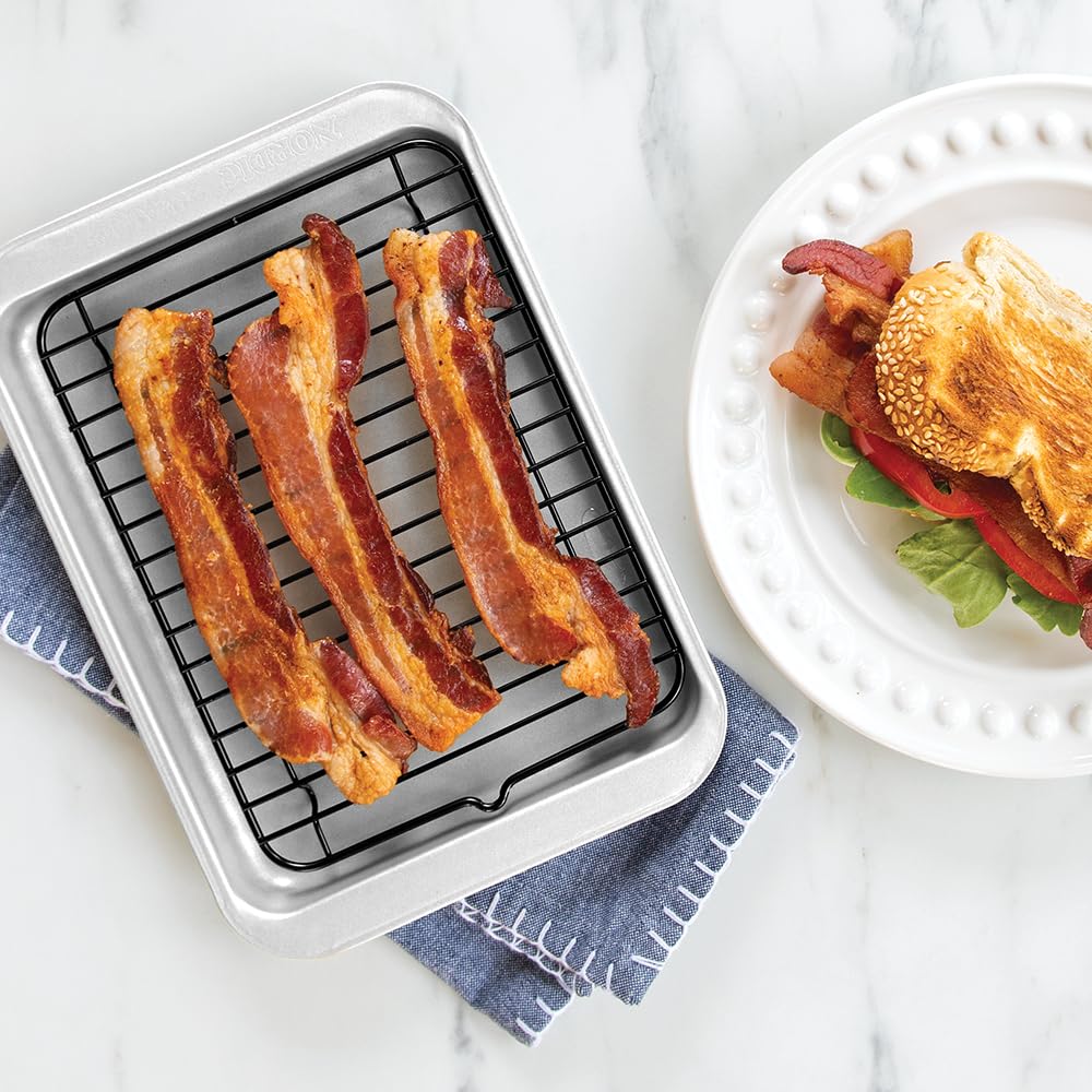 Nordic Ware Naturals Compact 5-Inch Pie Pan - Natural Uncoated Aluminum,Toaster Oven, Counter Ovens, Air Fryer and Broiler Safe, Personal Size