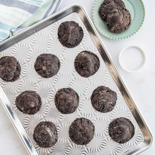 Nordic Ware Embossed Naturals Vintage Starburst, Natural Uncoated Aluminum with Reinforced Steel Rim Prevents Warping, Half Sheet