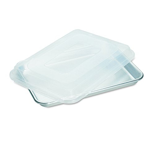 Nordic Ware Naturals® Quarter Sheet with Oven-Safe Nonstick Grid