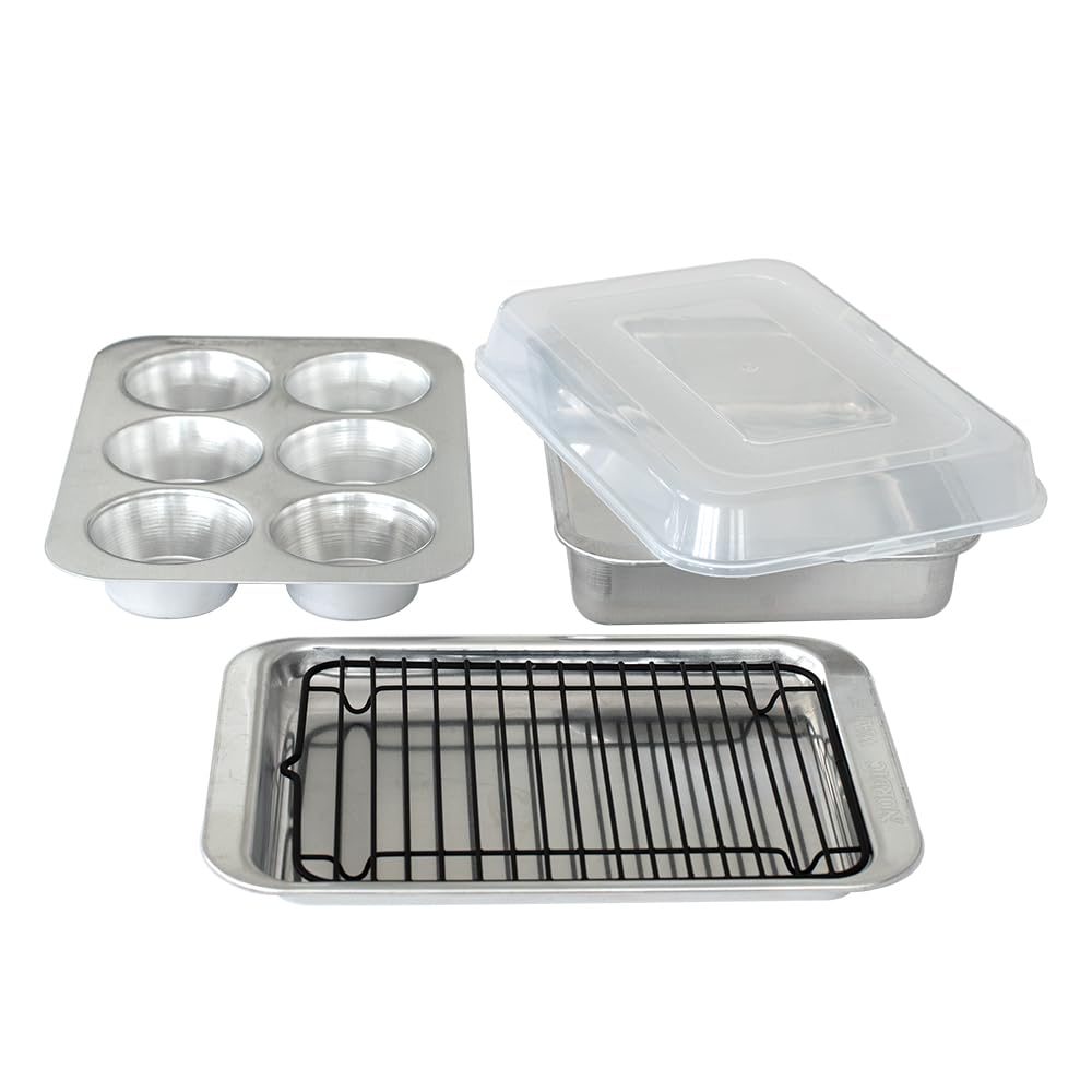 Nordic Ware Naturals Compact 5-Inch Pie Pan - Natural Uncoated Aluminum,Toaster Oven, Counter Ovens, Air Fryer and Broiler Safe, Personal Size