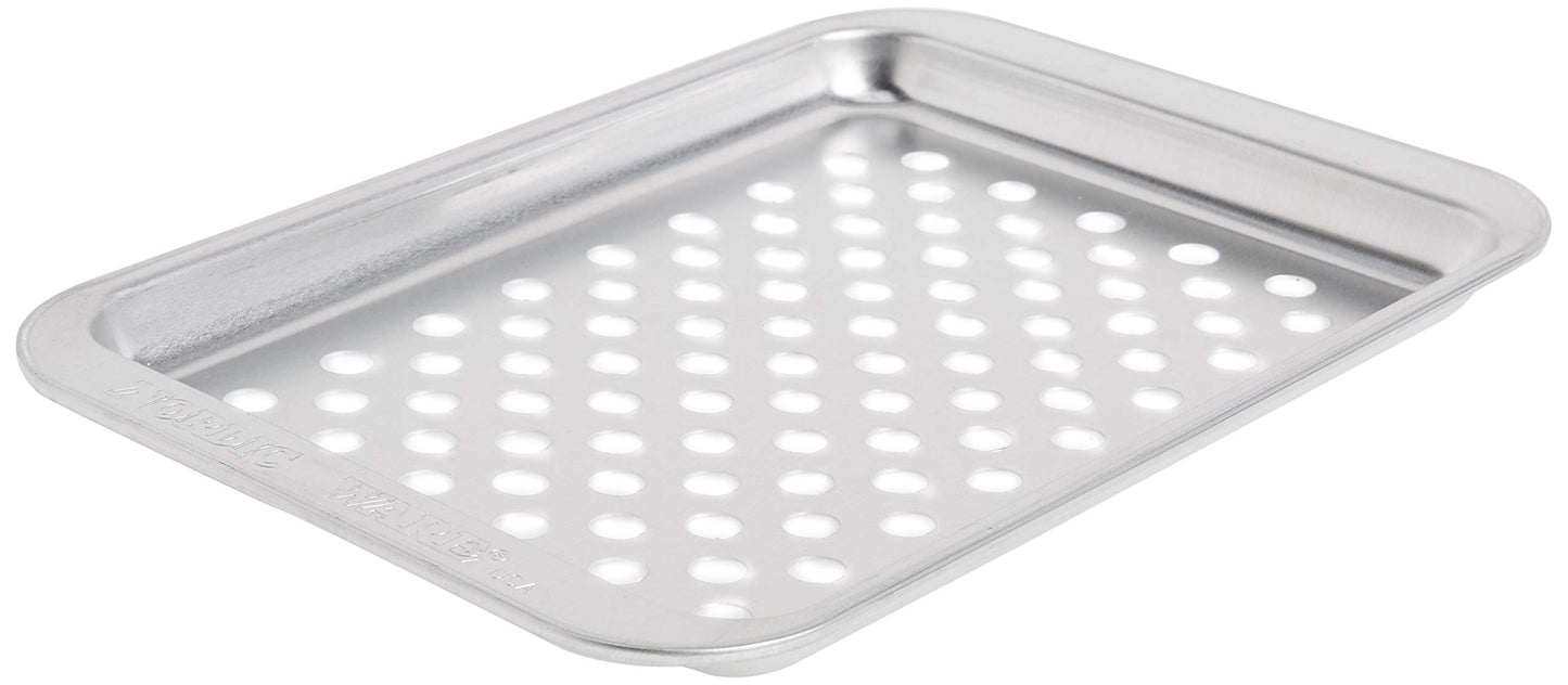 Nordic Ware Naturals Compact 5-Inch Pie Pan - Natural Uncoated Aluminum,Toaster Oven, Counter Ovens, Air Fryer and Broiler Safe, Personal Size