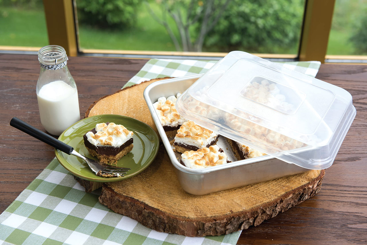Nordic Ware Natural Aluminum Commercial Square Cake Pan, 9 x 9