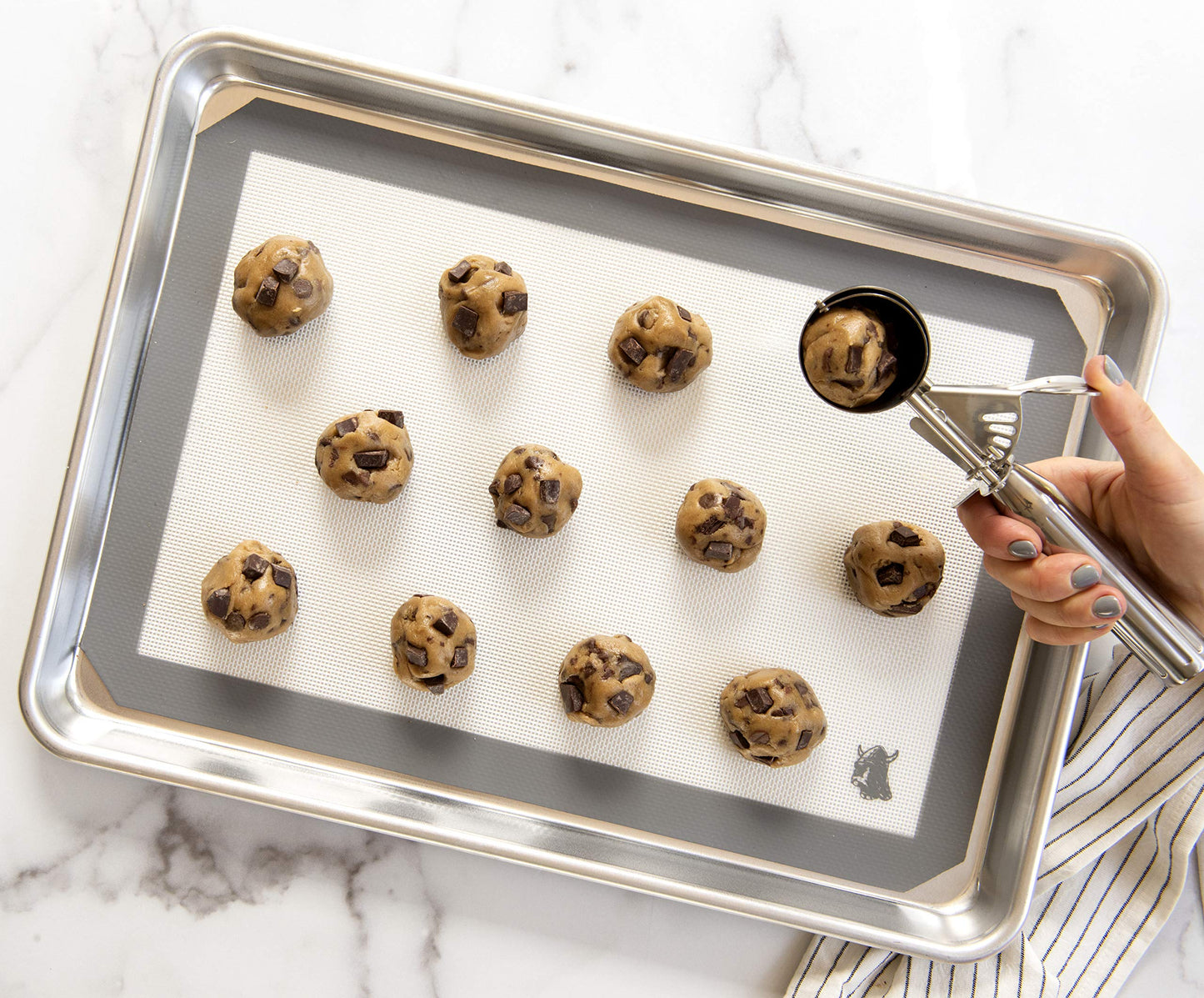 Nordic Ware Naturals Half Sheet Pan, Deluxe Silicone Liner and Cooling Rack, Cookie or Roasting Bakers Set
